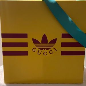 Gucci box